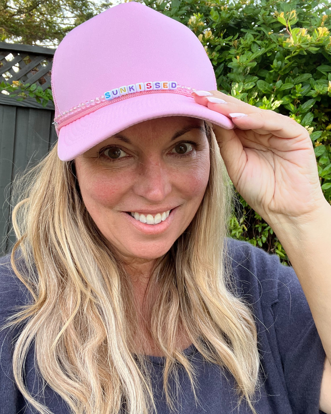 Sunkissed Trucker Hat – Pink